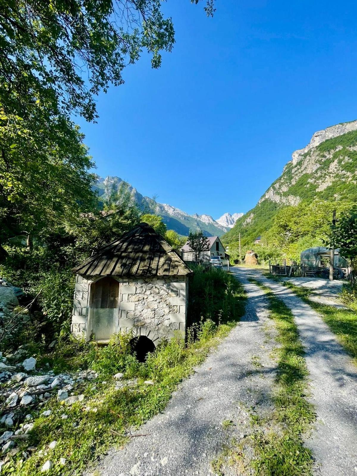 ホテル Mountain Oasis ヴァルボナ エクステリア 写真